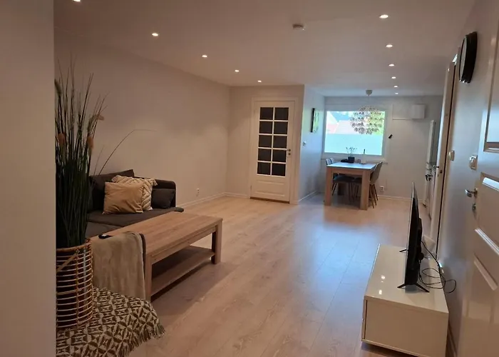 Apartment With 2 Bedrooms And Free Parking Jessheim